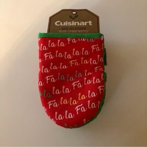 Cuisinart 2 pack mini oven silicone mitts. Brand New.